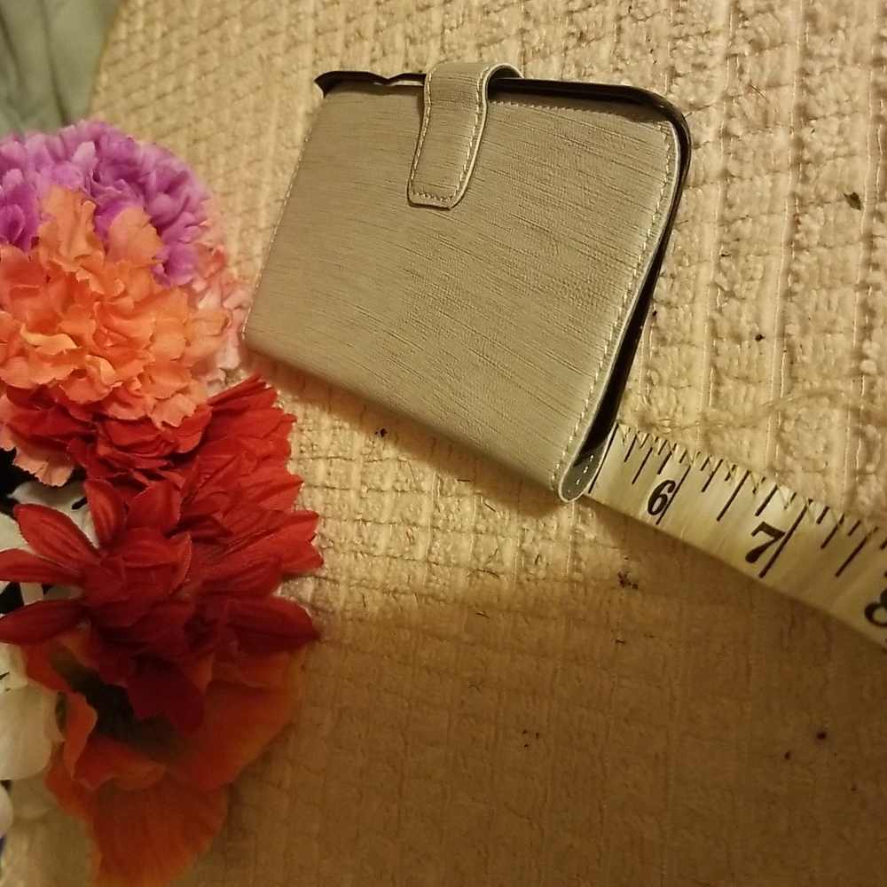 PHONE CASE - Picture 4 of 5